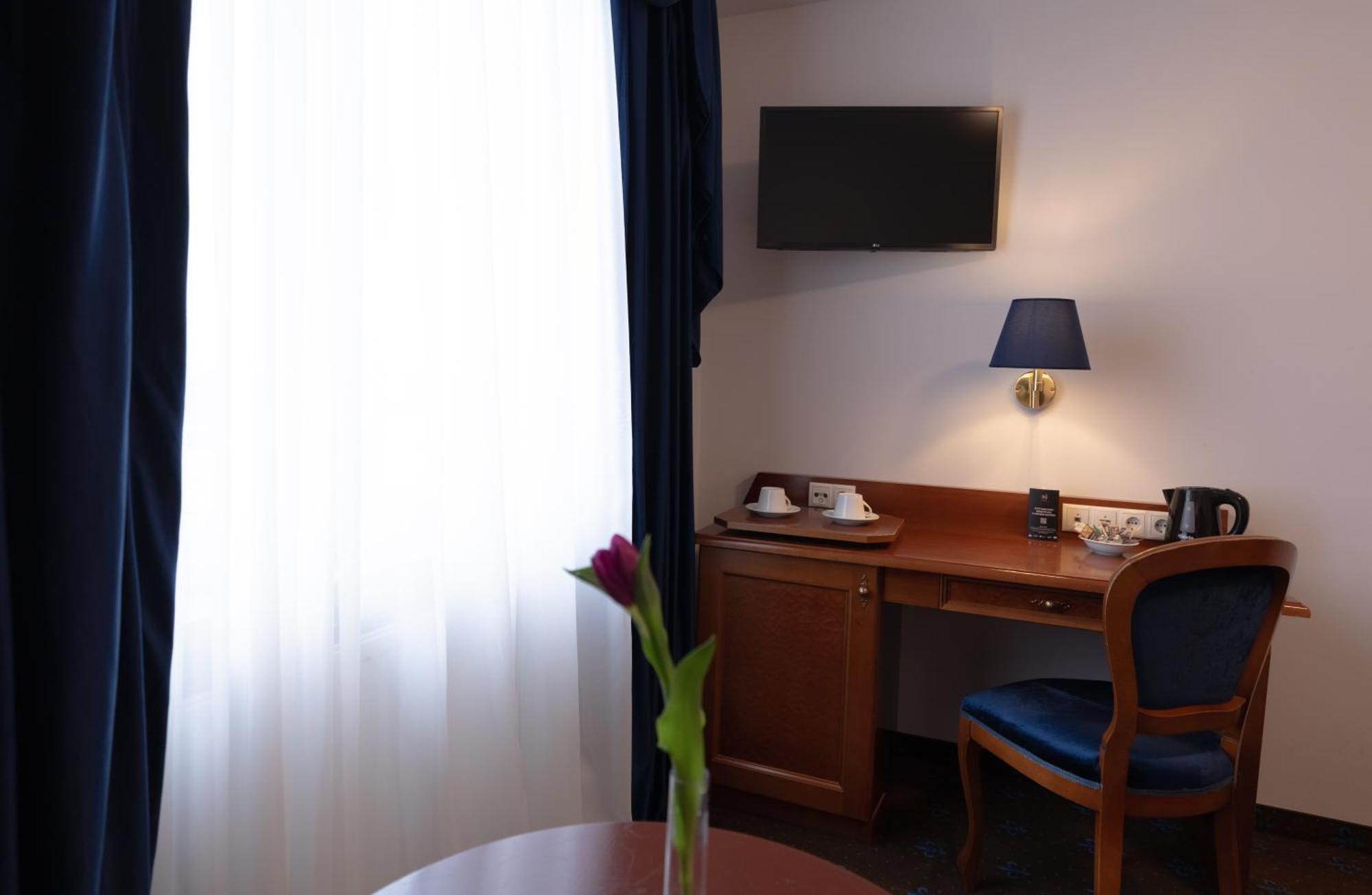 Select Hotel Prinz Eugen Wien Екстериор снимка