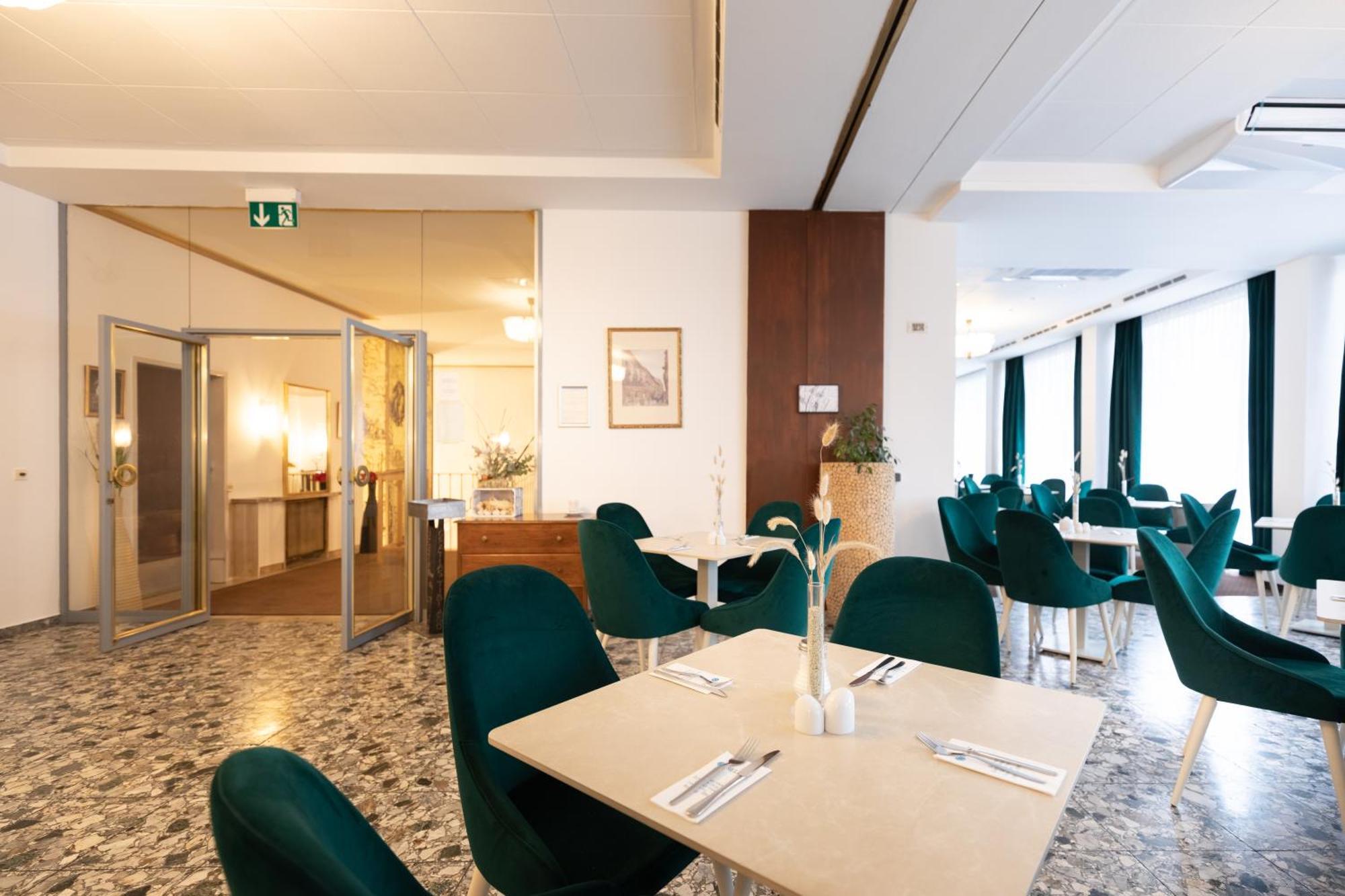 Select Hotel Prinz Eugen Wien Екстериор снимка