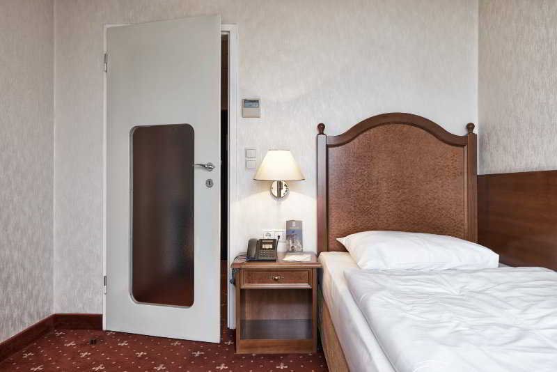 Select Hotel Prinz Eugen Wien Екстериор снимка