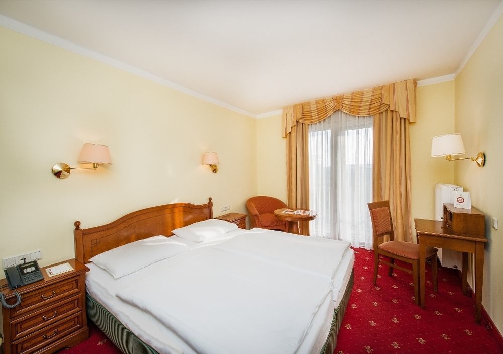 Select Hotel Prinz Eugen Wien Екстериор снимка