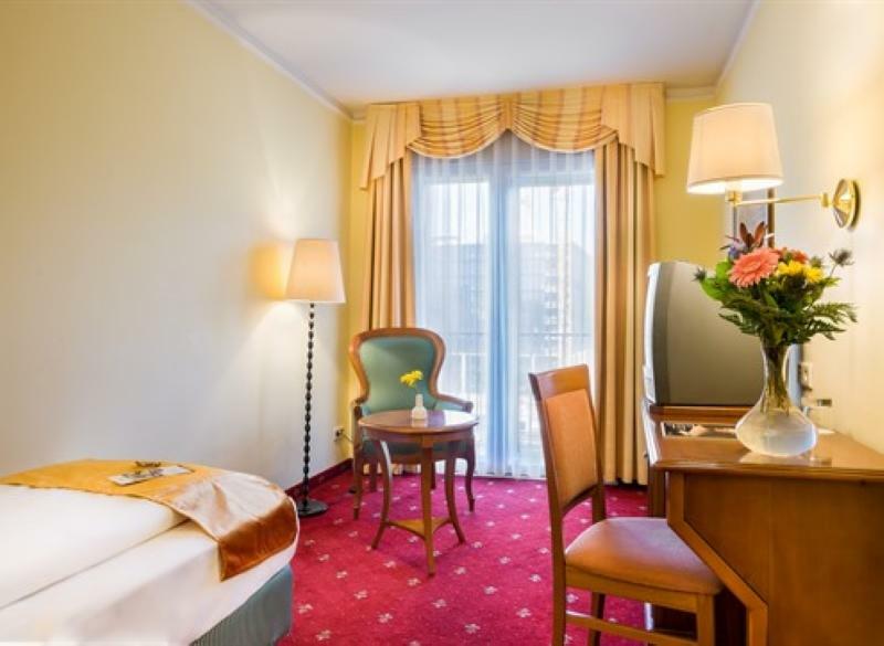 Select Hotel Prinz Eugen Wien Екстериор снимка